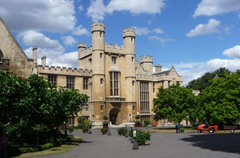 <p>Lambeth Palace - <a href='/triptoids/Lambethpalace'>Click here for more information</a></p>