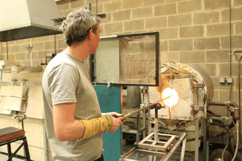 <p>London Glassblowing - <a href='/triptoids/london-glassblowing'>Click here for more information</a></p>