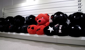 <p>Dover Street Market - <a href='/journals/dover-street-market'>Click here for more information</a></p>
