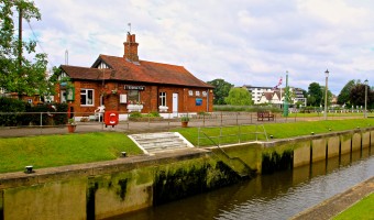 <p>Meet London, Your London - <a href='/journals/meet-london'>Click here for more information</a></p>