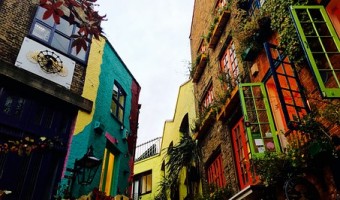 <p>Covent Garden Art  - <a href='/journals/covent-garden-art'>Click here for more information</a></p>