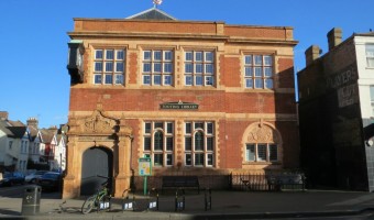 <p>Tooting Library  - <a href='/triptoids/tooting-library'>Click here for more information</a></p>