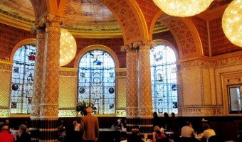 <p>Victoria and Albert Museum - <a href='/triptoids/vam'>Click here for more information</a></p>