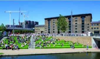 <p>King's Cross Visitor Centre - <a href='/triptoids/kxvisitorcentre'>Click here for more information</a></p>